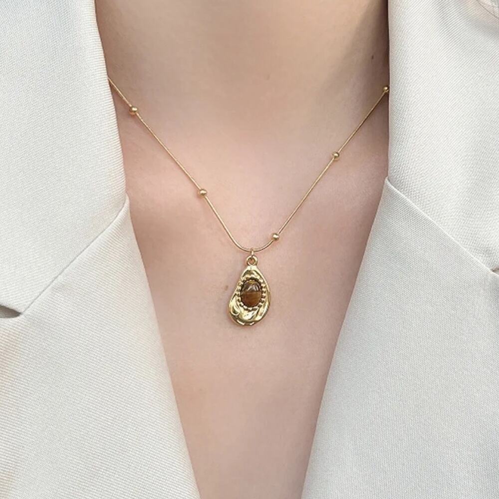 Stainless Gold Plated Tigers Eye Pendant Necklace Long Elegant Women’s Boutique